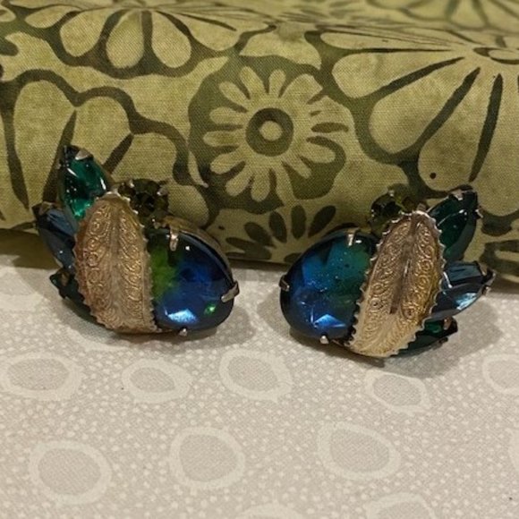 VTG WEISS Blue Green Rhinestone Glass Belly Jelly EARRINGS - Picture 5 of 10
